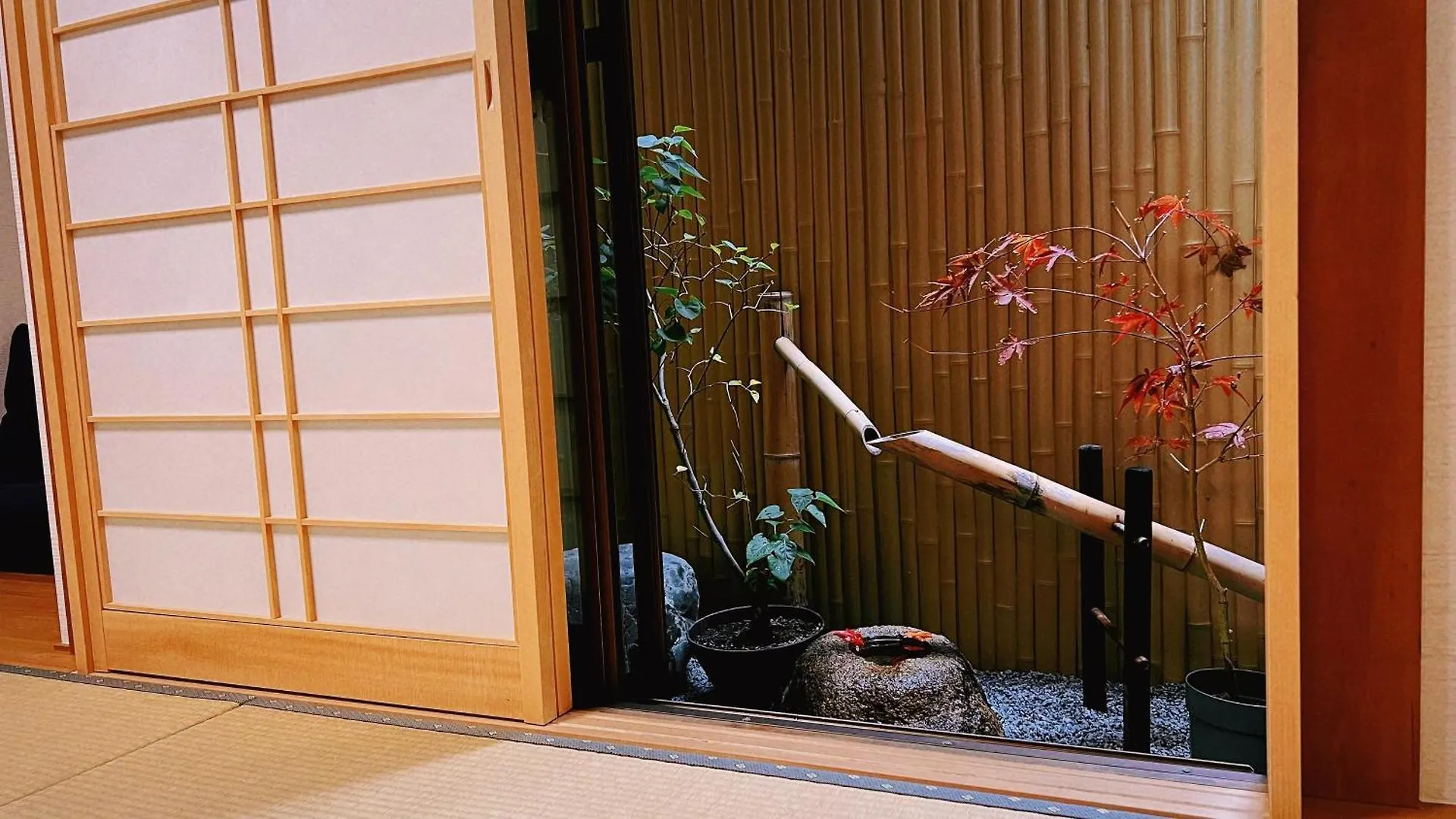東雲夏~距京都站900米步行12分、近鄰東寺站150米步行2分，三室一廳兩衛浴二層獨棟~最多可住9人 0*, Kyōto