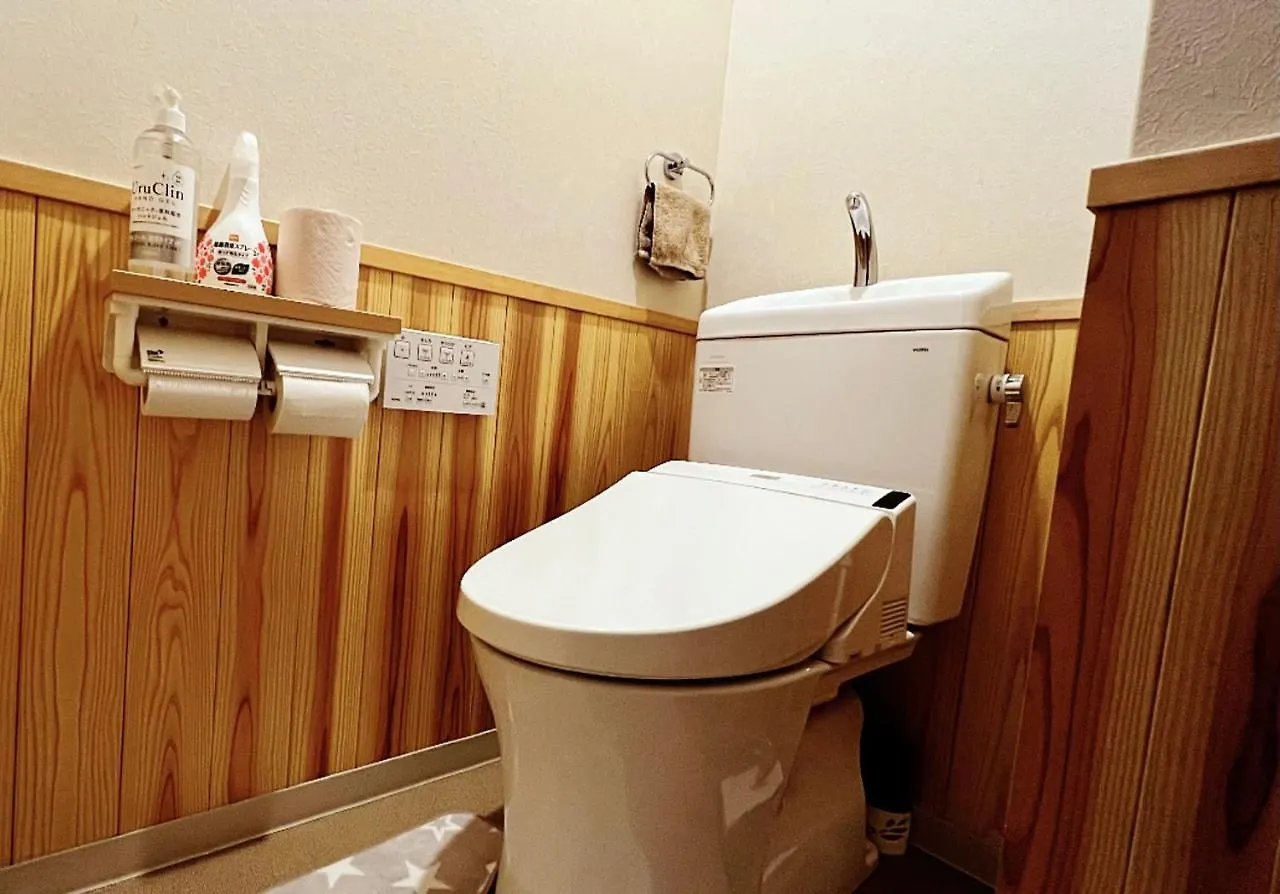 Holiday home Tovin Cha: Convenient Three-Bedroom Near East Temple Station Kyoto