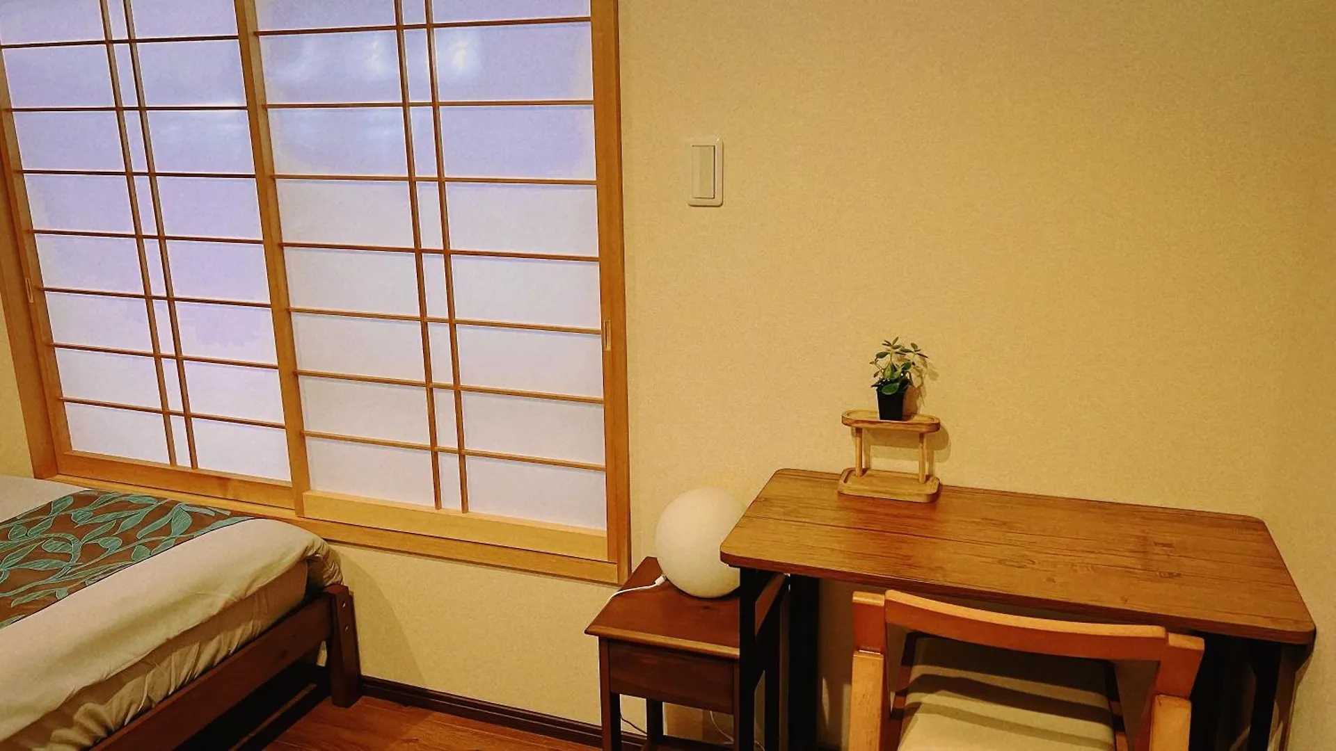 Holiday home Tovin Cha: Convenient Three-Bedroom Near East Temple Station Kyoto