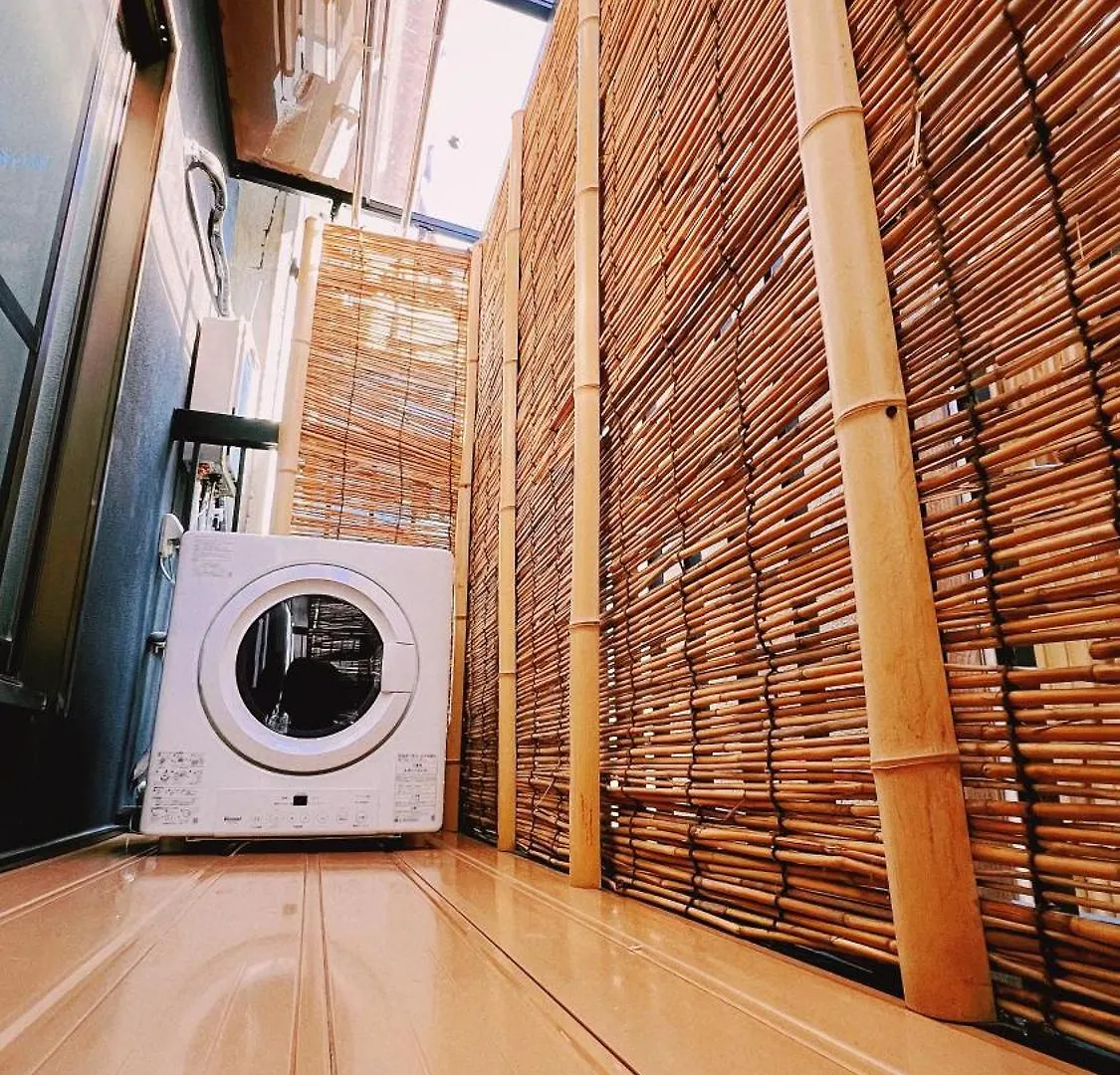 Tovin Cha: Convenient Three-Bedroom Near East Temple Station Kyoto Holiday home